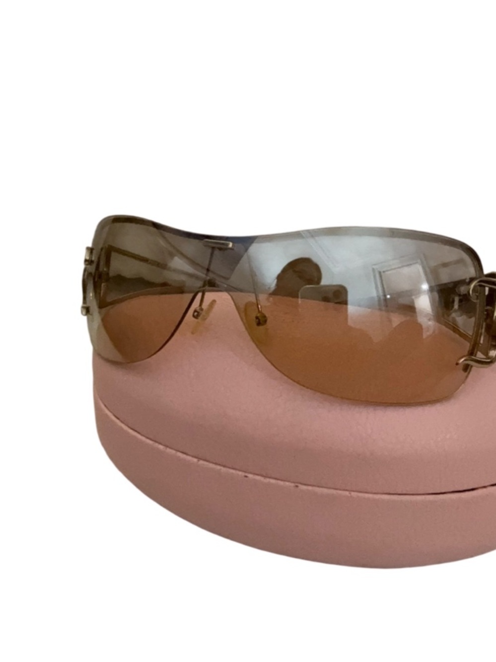 GUESS Women's Brown Gradient Shield Sunglasses with Gold Case